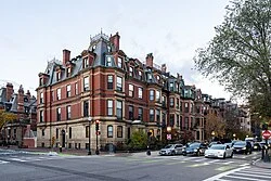 Commonwealth School